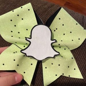 Snapchat cheerleading/cheer bow